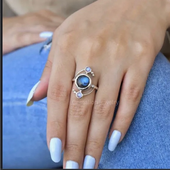 Etsy Natural Labradorite and Moonstone Sterling Silver Ring - Picture 2 of 9